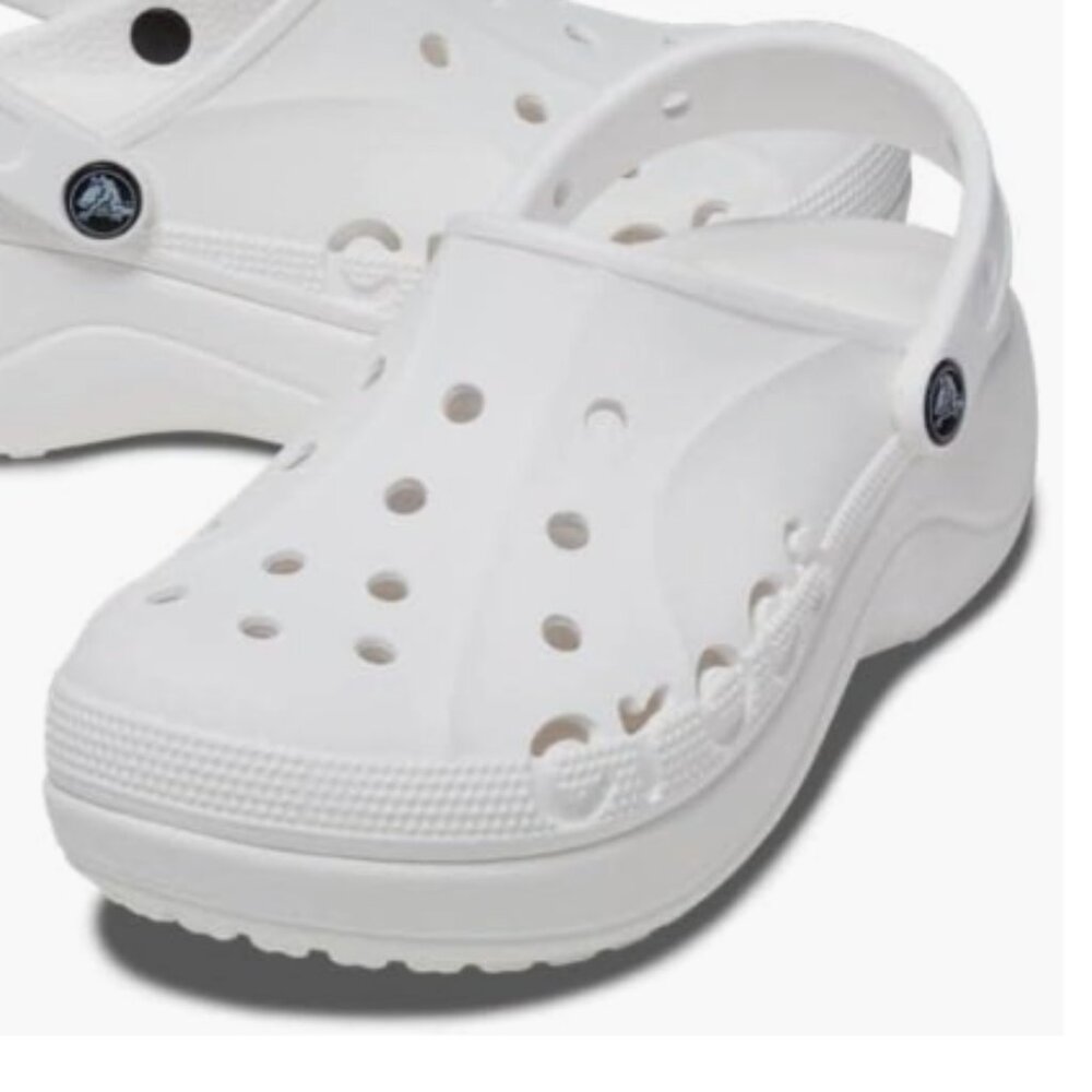 Crocs Women's Baya Platform -Size 8